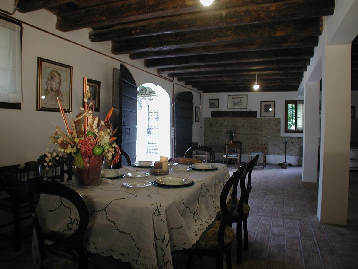 B&B Villa Bornancini Cinto Caomaggiore Bagian luar foto